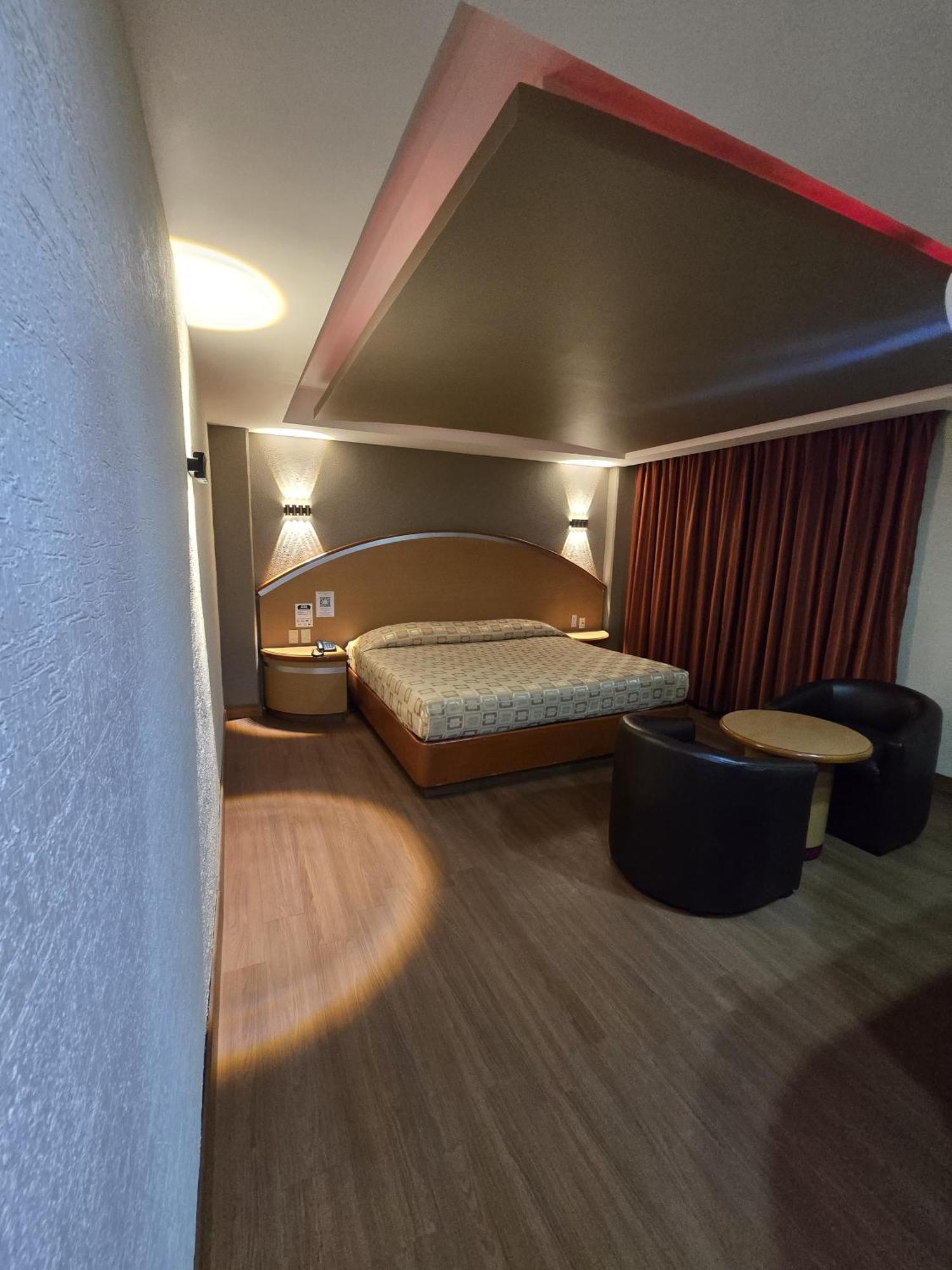 Hotel Y Villas Gran Via Mexico City Luaran gambar
