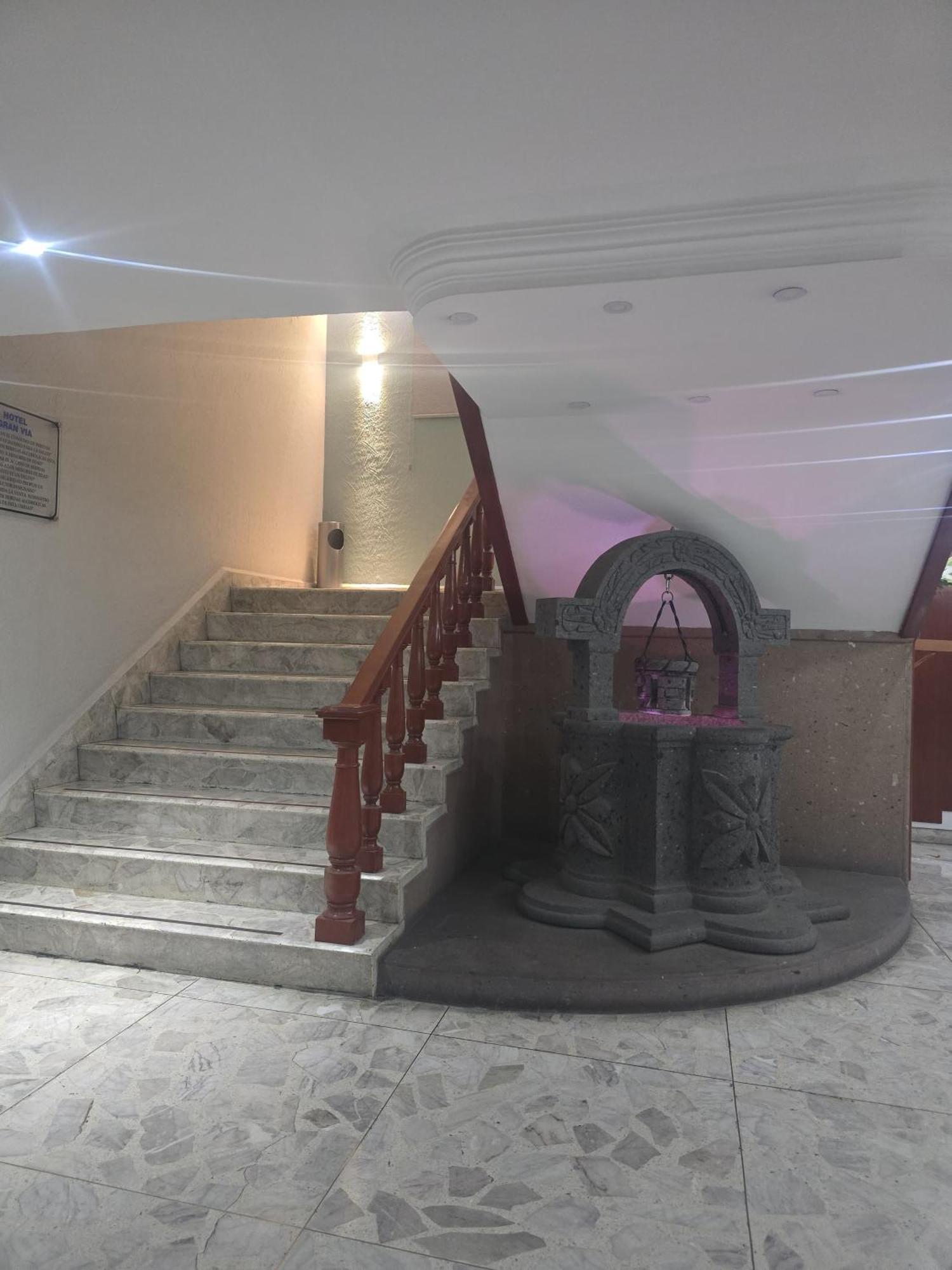 Hotel Y Villas Gran Via Mexico City Luaran gambar